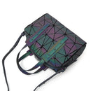 Bolsa Holográfica Gigi  - Geométrica Feminina